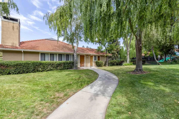 $575,000 | 4671 Laurie Common, Unit 105, Livermore, CA 94550