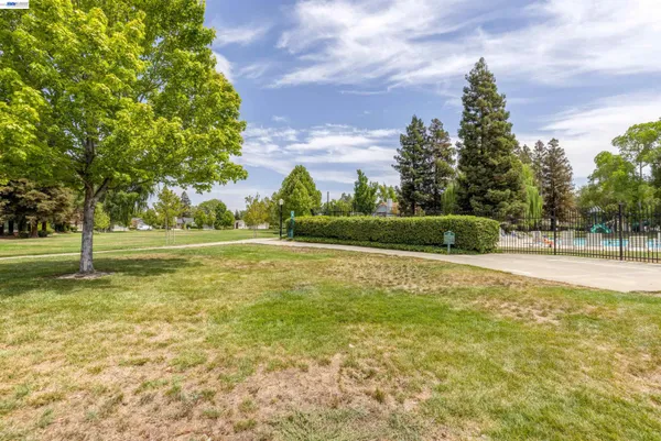 $575,000 | 4671 Laurie Common, Unit 105, Livermore, CA 94550