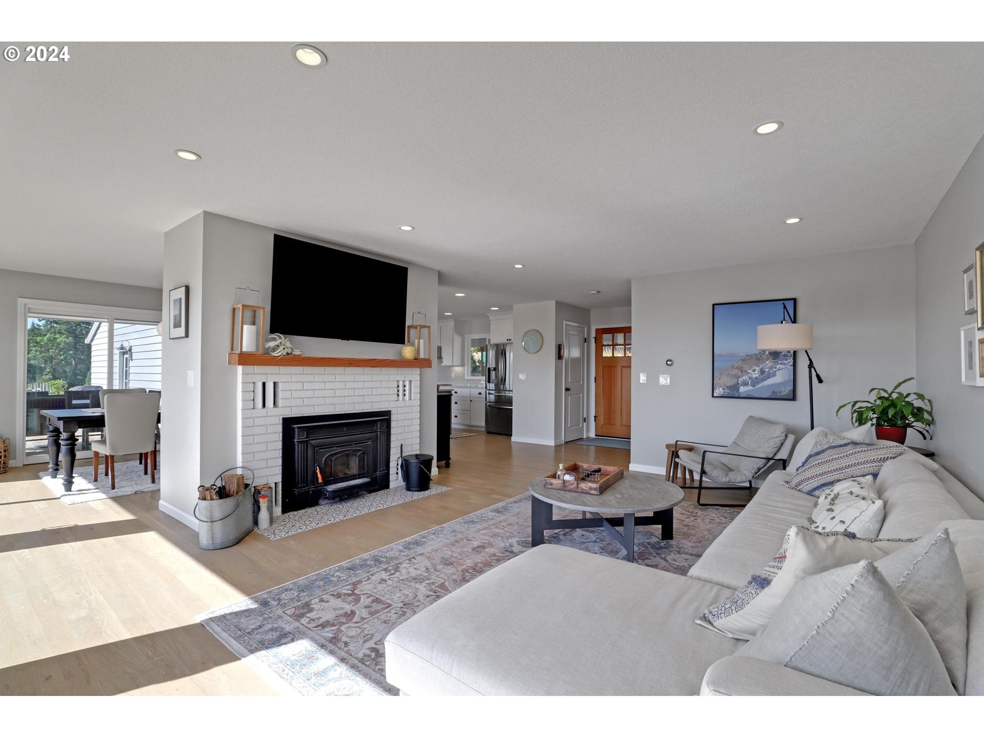 33660 Southwest Laurel Road Hillsboro, OR 97123 - Photo 12 of 37 Gallery Image 12