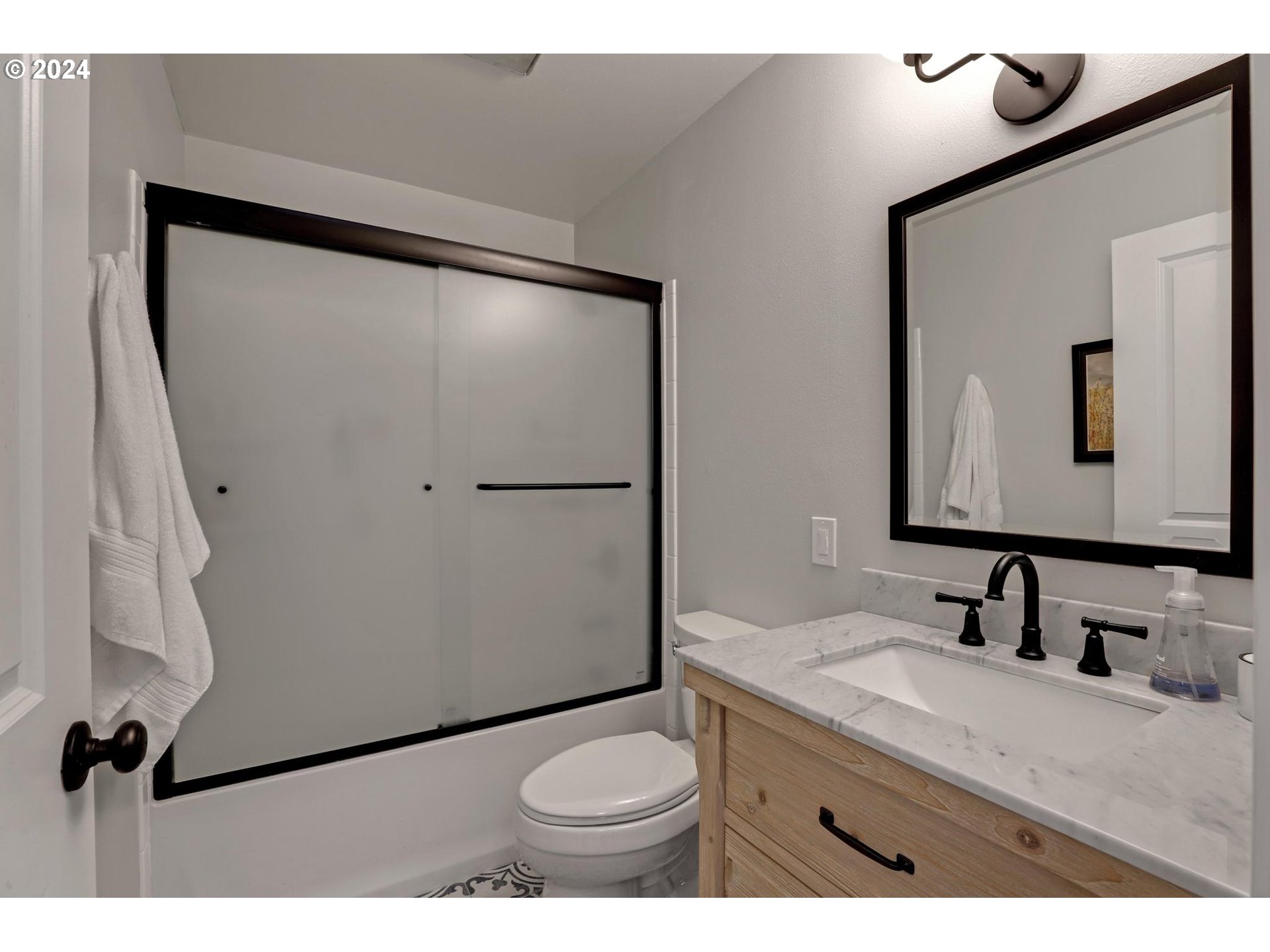33660 Southwest Laurel Road Hillsboro, OR 97123 - Photo 18 of 37 Gallery Image 18