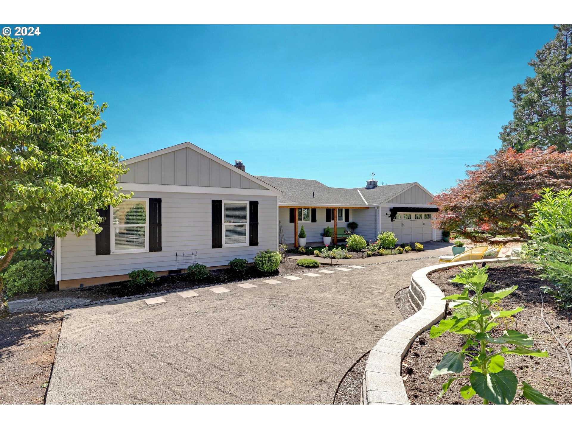 33660 Southwest Laurel Road Hillsboro, OR 97123 - Photo 2 of 37 Gallery Image 2