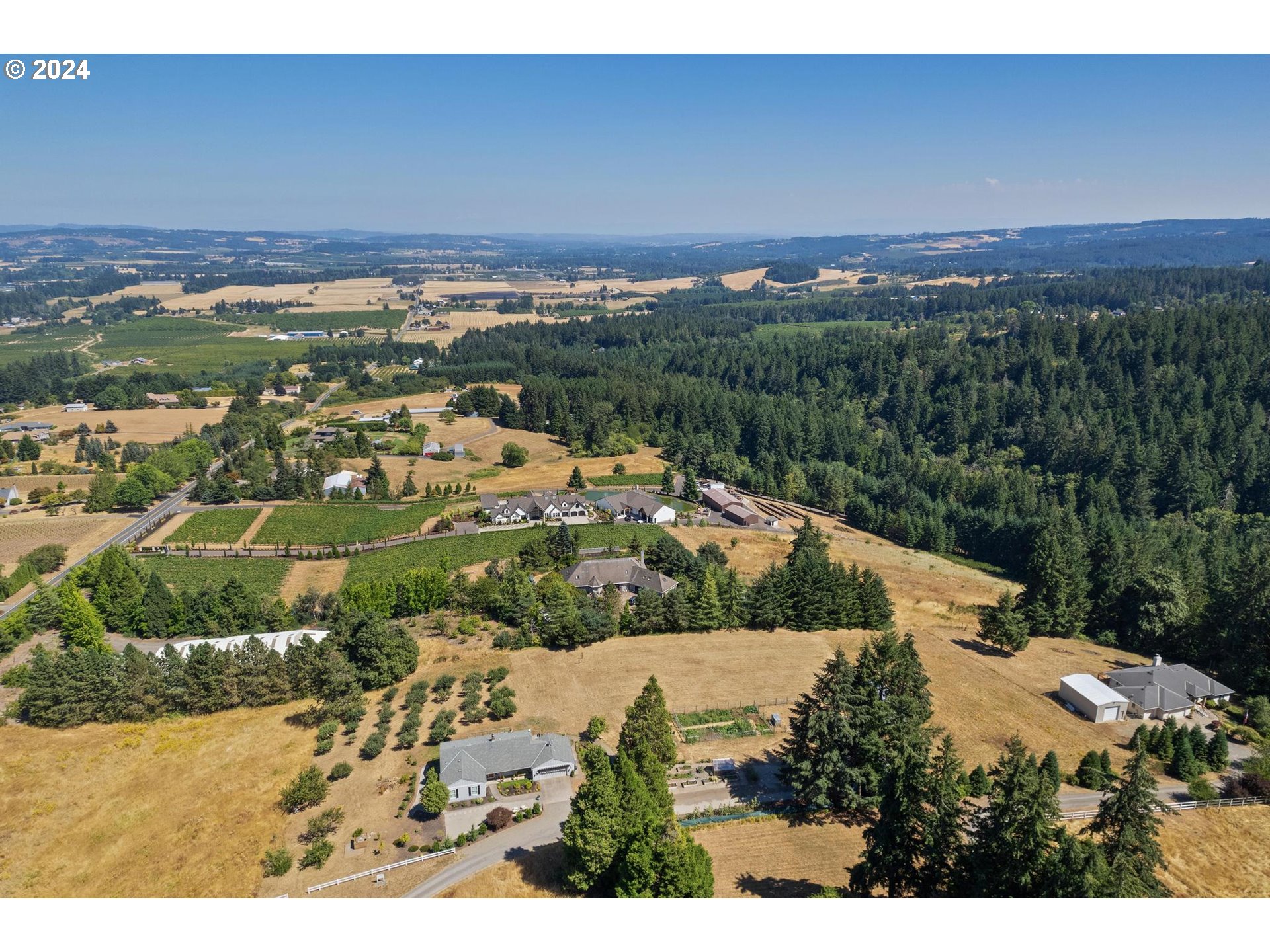 33660 Southwest Laurel Road Hillsboro, OR 97123 - Photo 36 of 37 Gallery Image 36