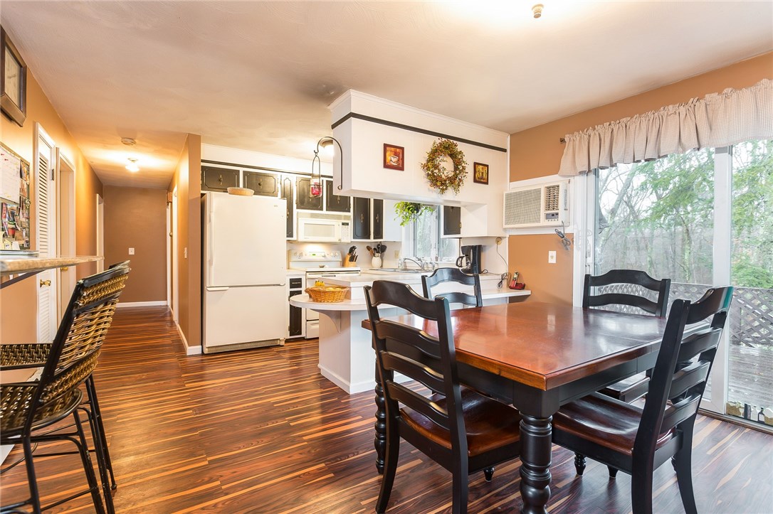 8 Lantern Road Smithfield, RI 02917 - Photo 7 of 20 Dining Room and Kitchen