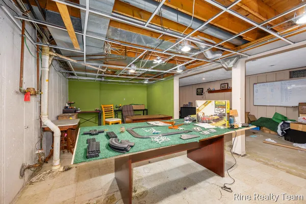 $639,900 | 1555 Knapp Street Northeast, Grand Rapids, MI 49505