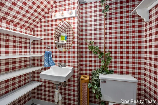 $639,900 | 1555 Knapp Street Northeast, Grand Rapids, MI 49505