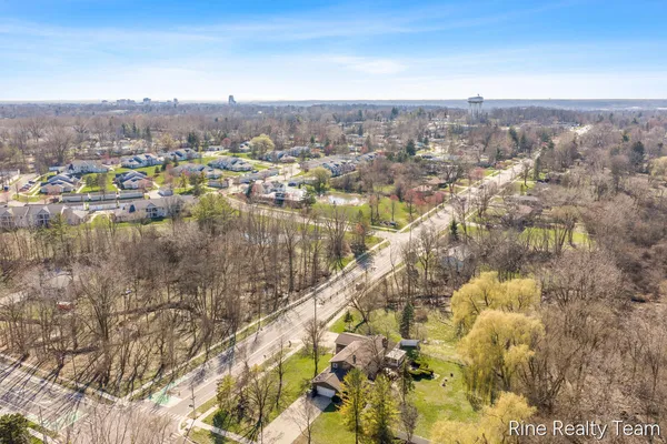$639,900 | 1555 Knapp Street Northeast, Grand Rapids, MI 49505
