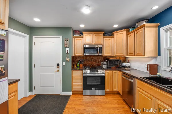 $639,900 | 1555 Knapp Street Northeast, Grand Rapids, MI 49505