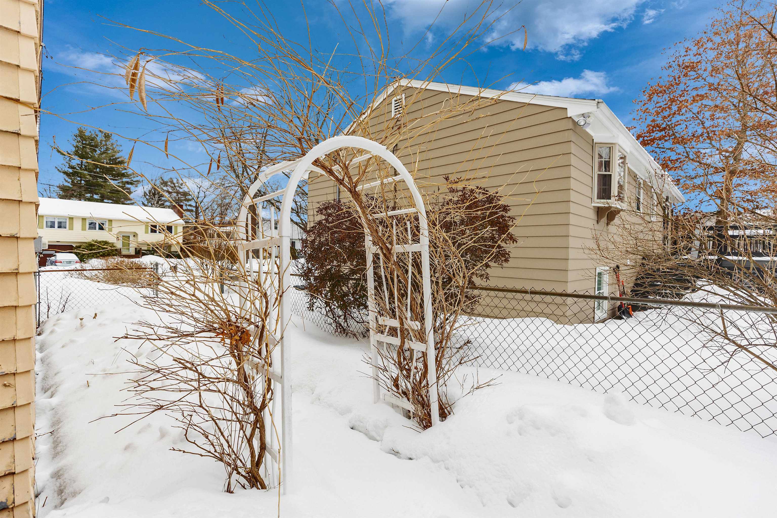 23 Estate Drive Manchester, NH 03104 - Photo 49 of 53