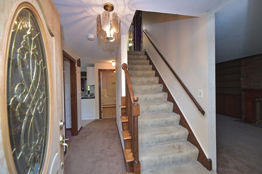 24 Bear Hole Road West Springfield, MA 01089 - Photo 20 of 34