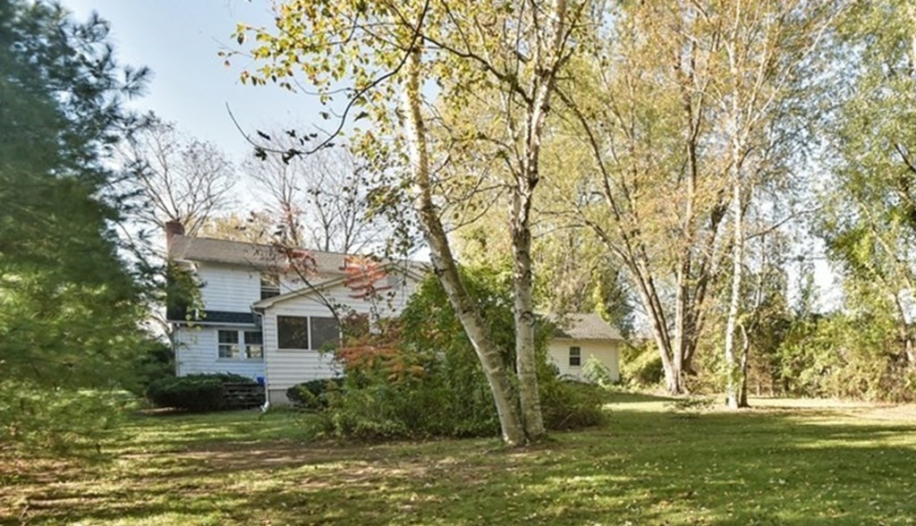 24 Bear Hole Road West Springfield, MA 01089 - Photo 34 of 34
