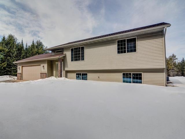 6576 Rolling Hills Drive Rhinelander, WI 54501 - Photo 3 of 24 Gallery Image 3