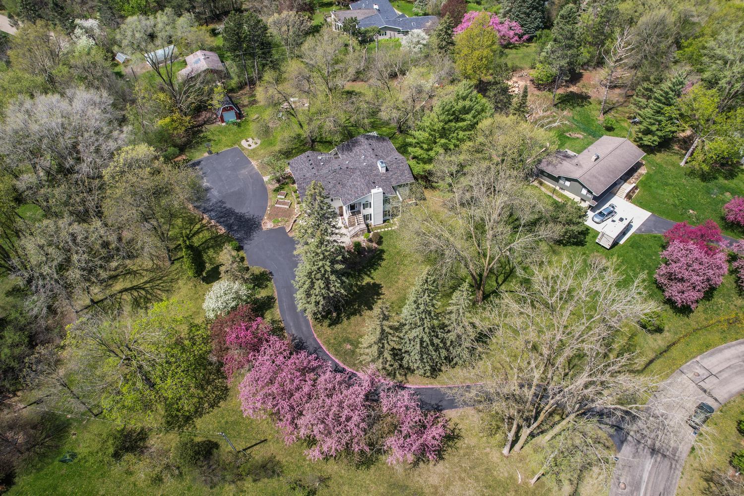 2211 Lenwood Drive Southwest Rochester, MN 55902 - Photo 4 of 36