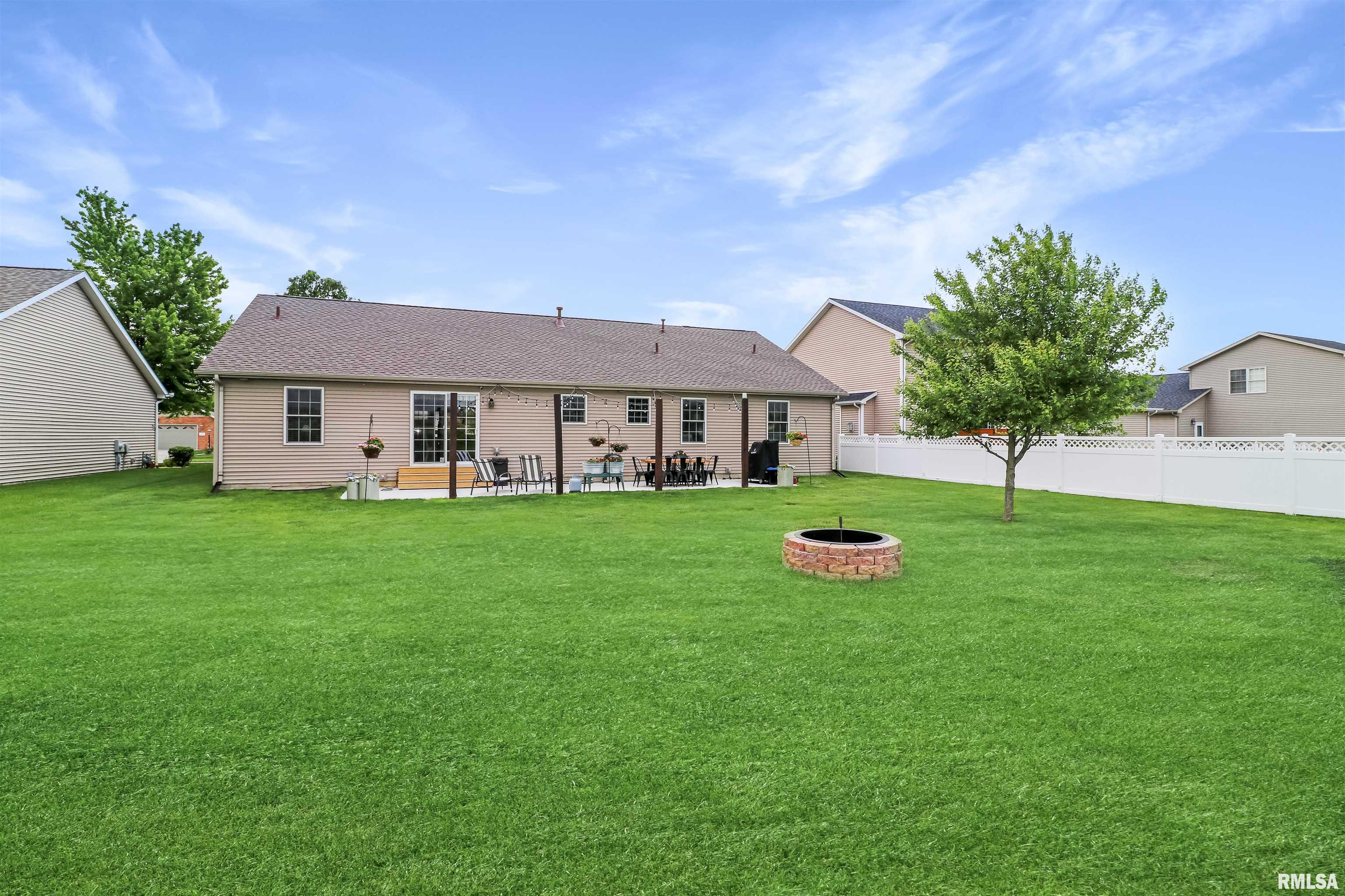 1511 Santa Fe Road Washington, IL 61571 - Photo 39 of 41 Gallery Image 39