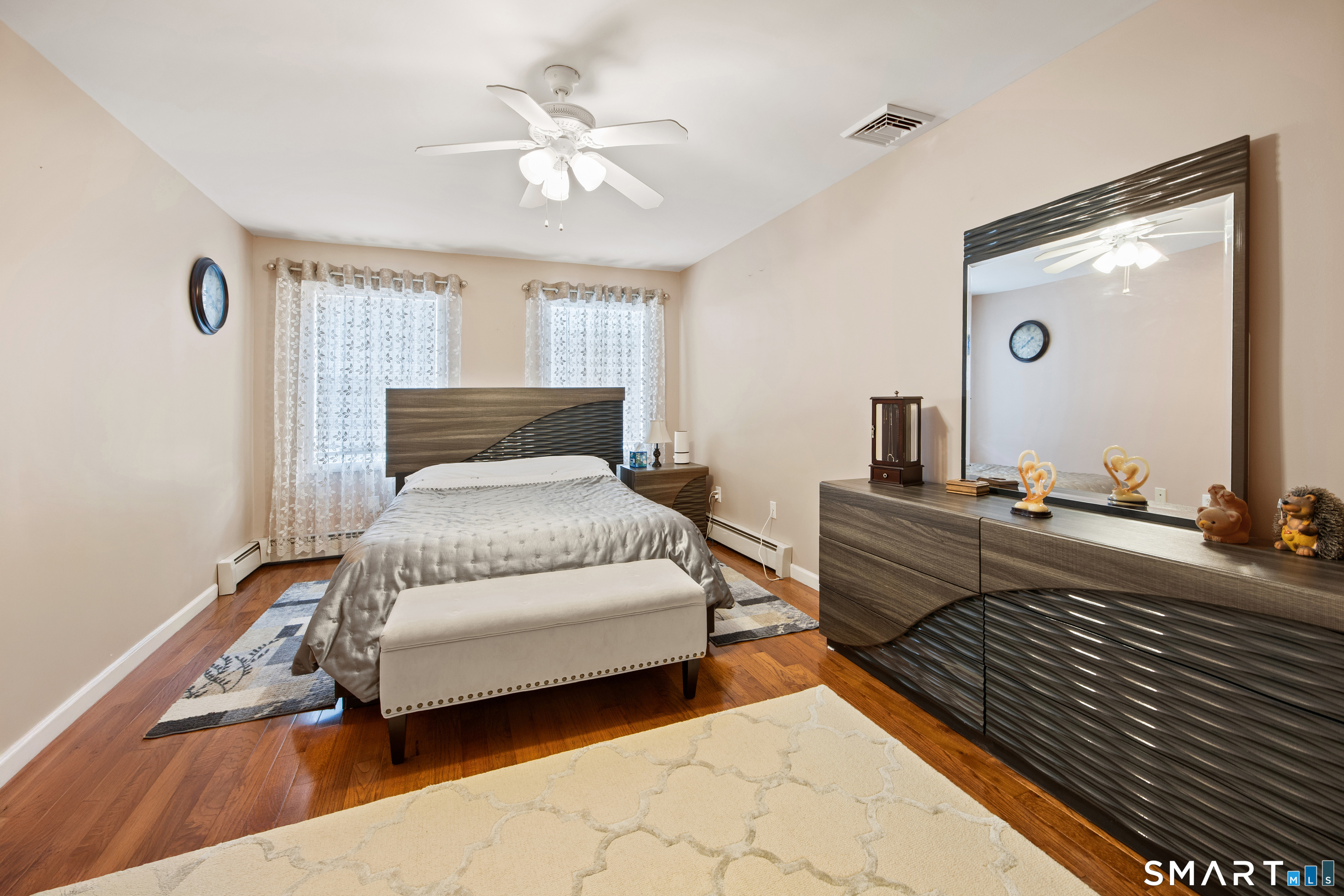 124 Russell Street Waterbury, CT 06708 - Photo 14 of 28 Gallery Image 14