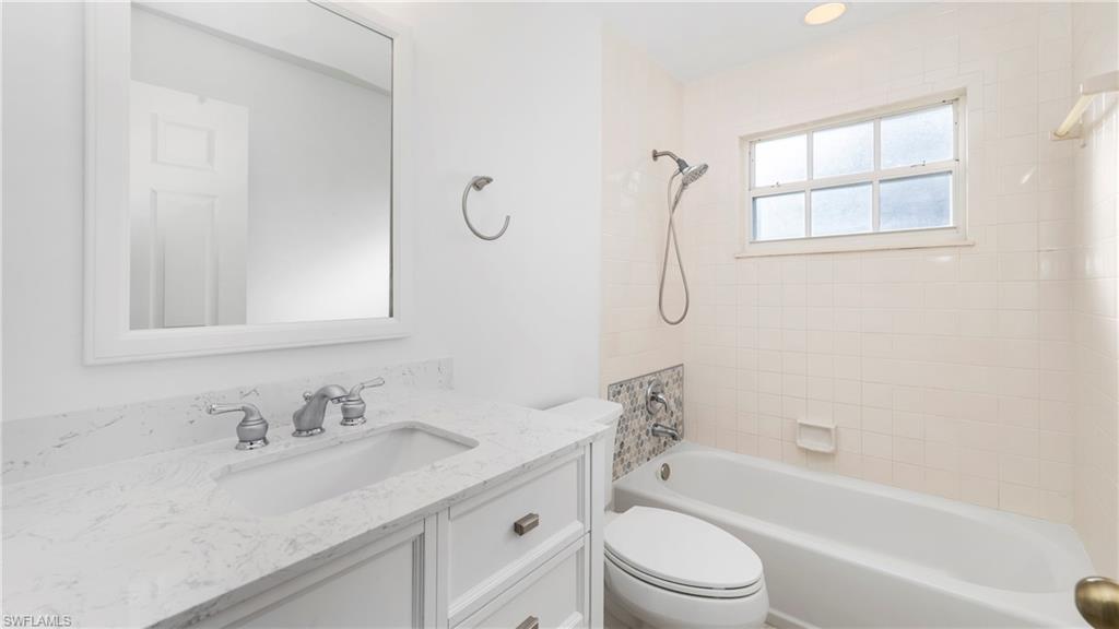 252 Via Perignon, Unit 103 Naples, FL 34119 - Photo 16 of 25