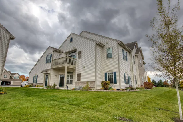 $259,000 | 1106 Stratford Court, Unit 102, Mount Pleasant, WI 53406