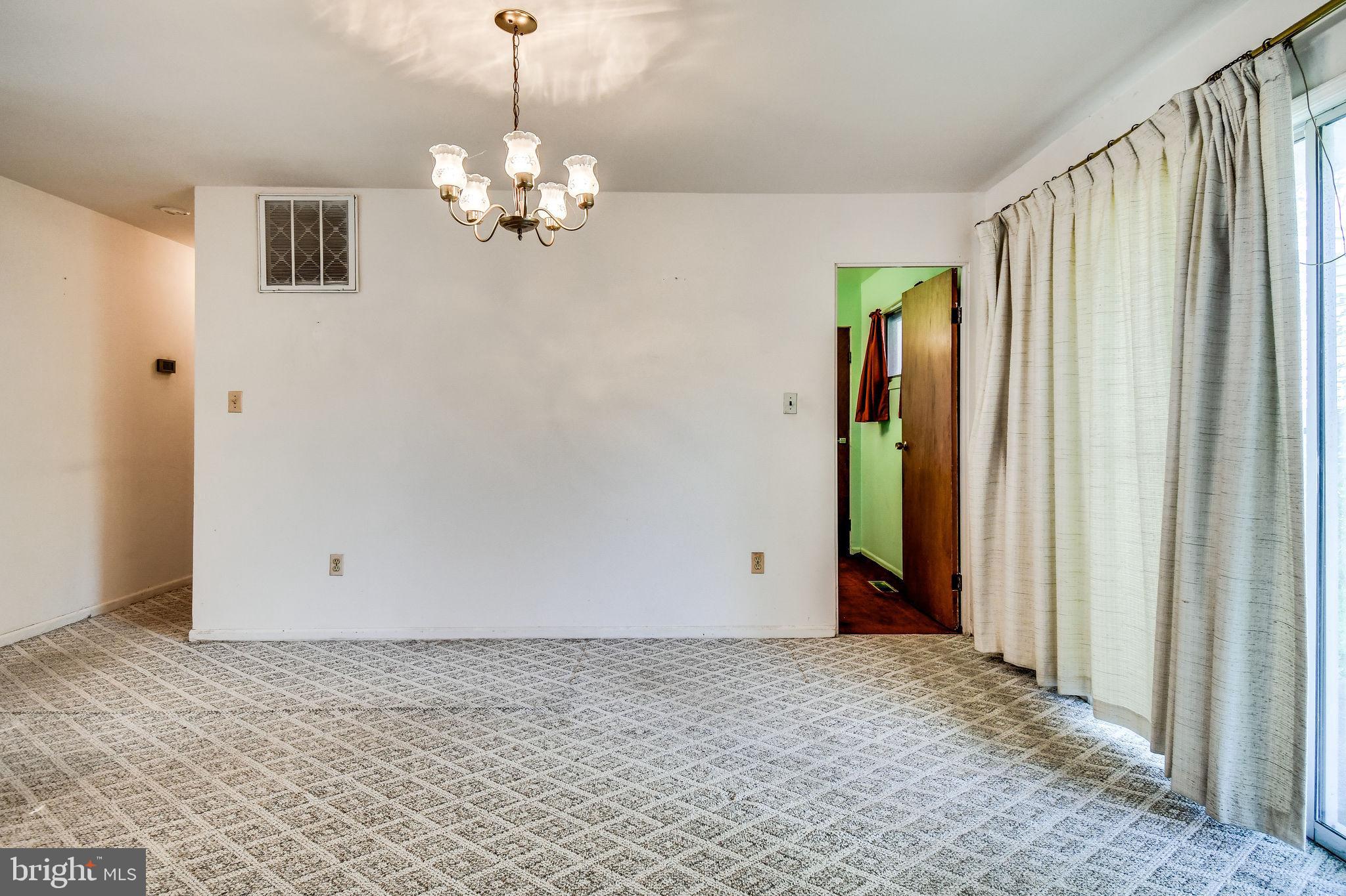 701 West Nettle Tree Road Sterling, VA 20164 - Photo 10 of 32 Access to half bath from dining room