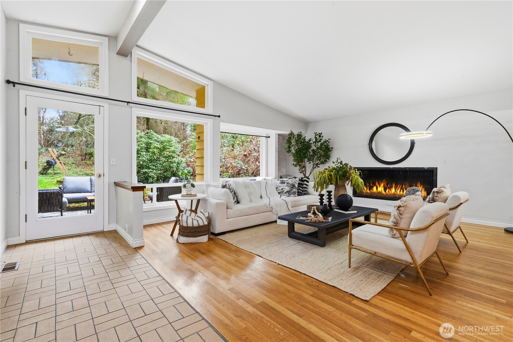 2431 Evergreen Point Road Medina, WA 98039 - Photo 17 of 40