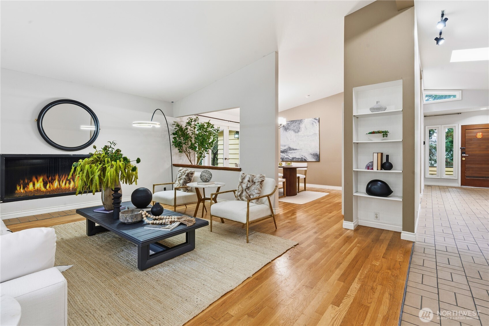 2431 Evergreen Point Road Medina, WA 98039 - Photo 19 of 40