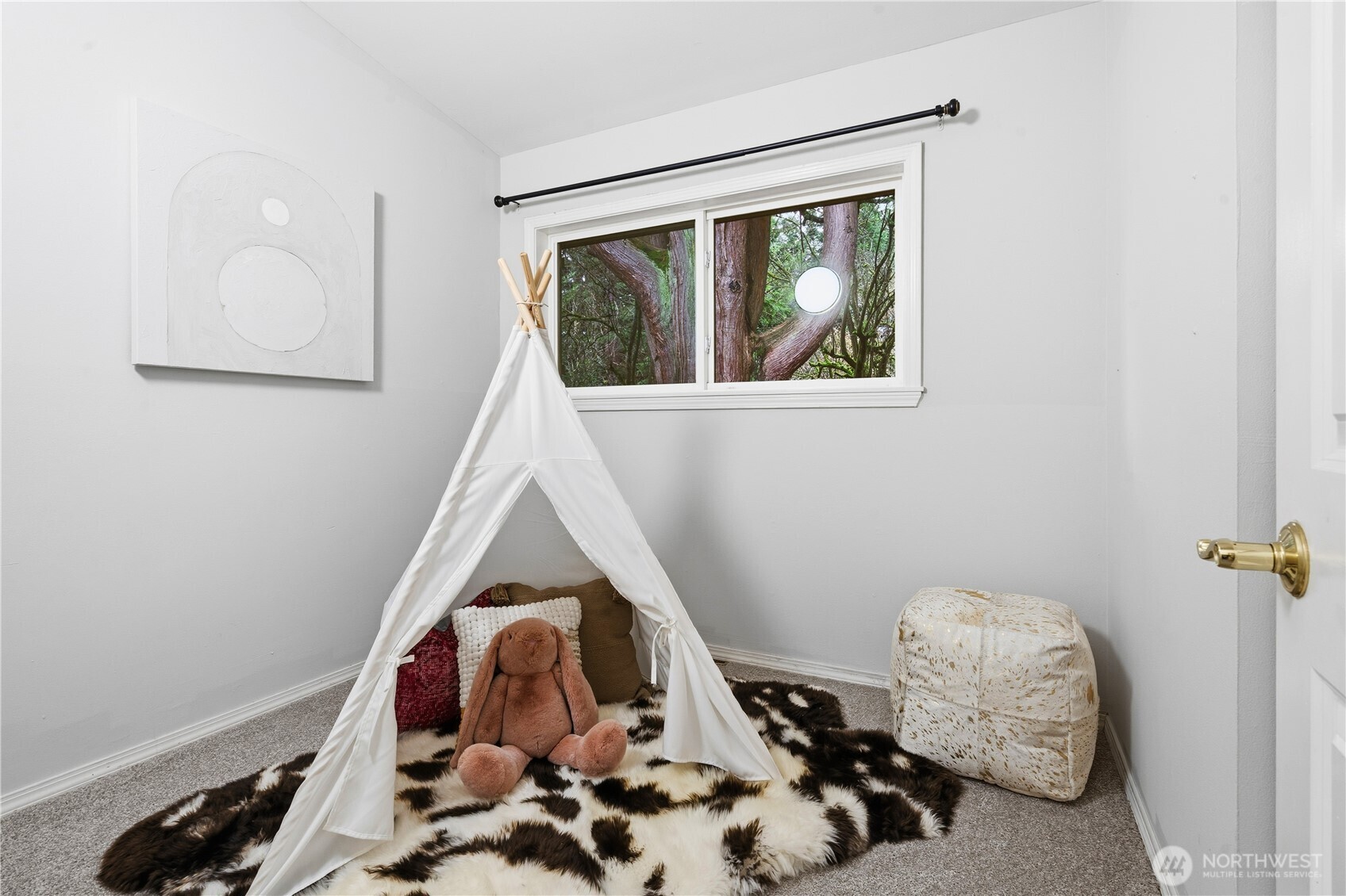 2431 Evergreen Point Road Medina, WA 98039 - Photo 24 of 40