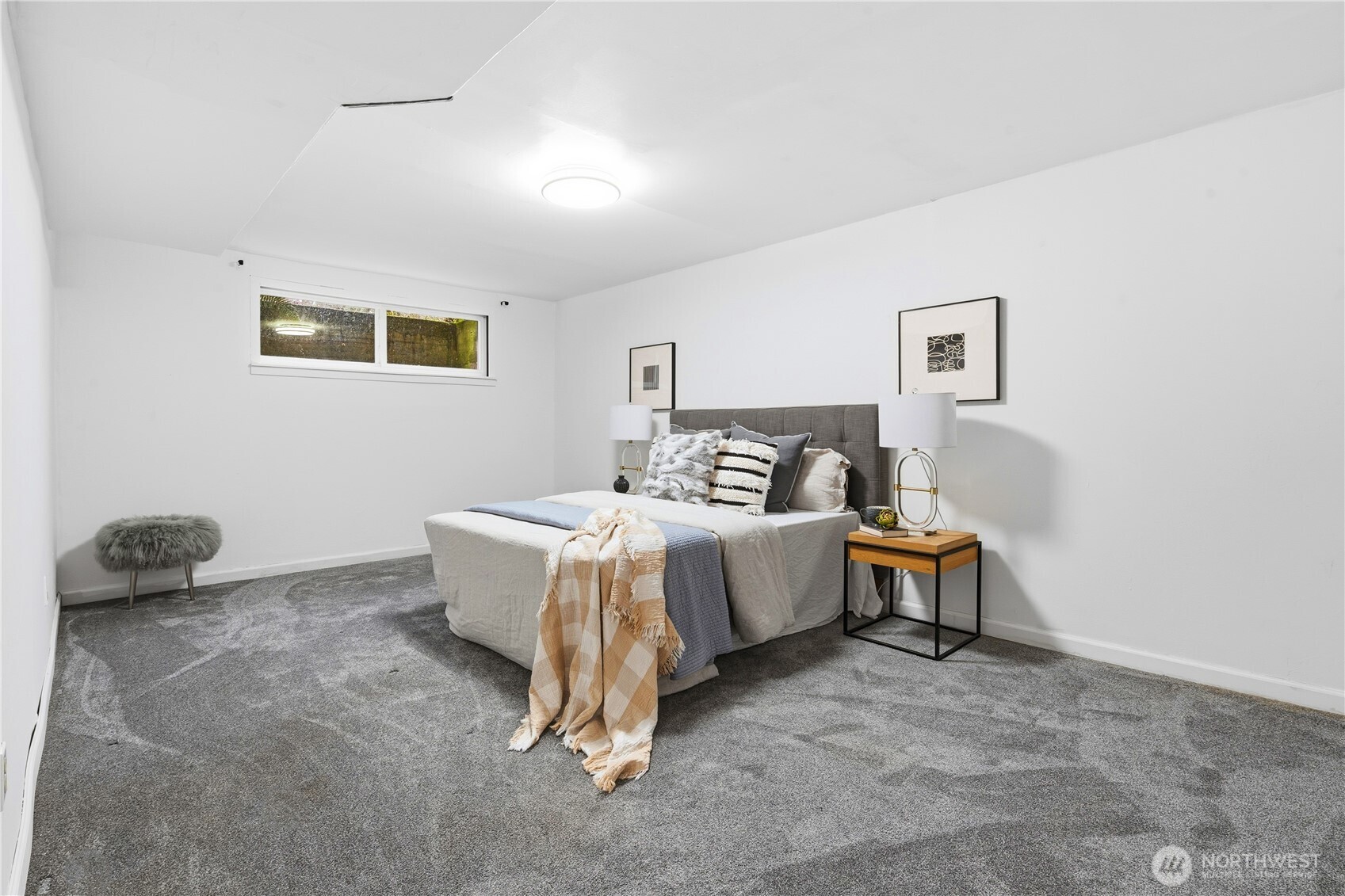 2431 Evergreen Point Road Medina, WA 98039 - Photo 34 of 40