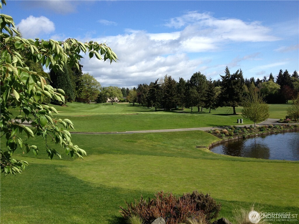 2431 Evergreen Point Road Medina, WA 98039 - Photo 39 of 40