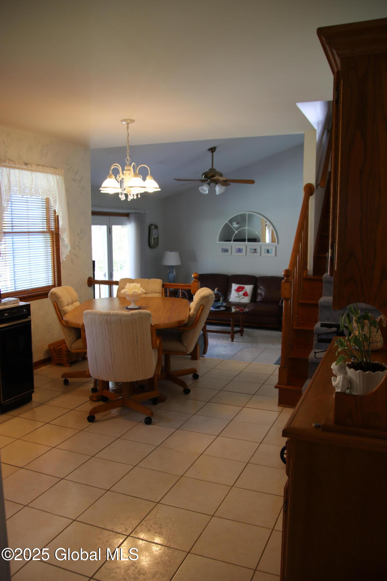 10 Stephen Road Schenectady, NY 12302 - Photo 12 of 33 IMG_0572