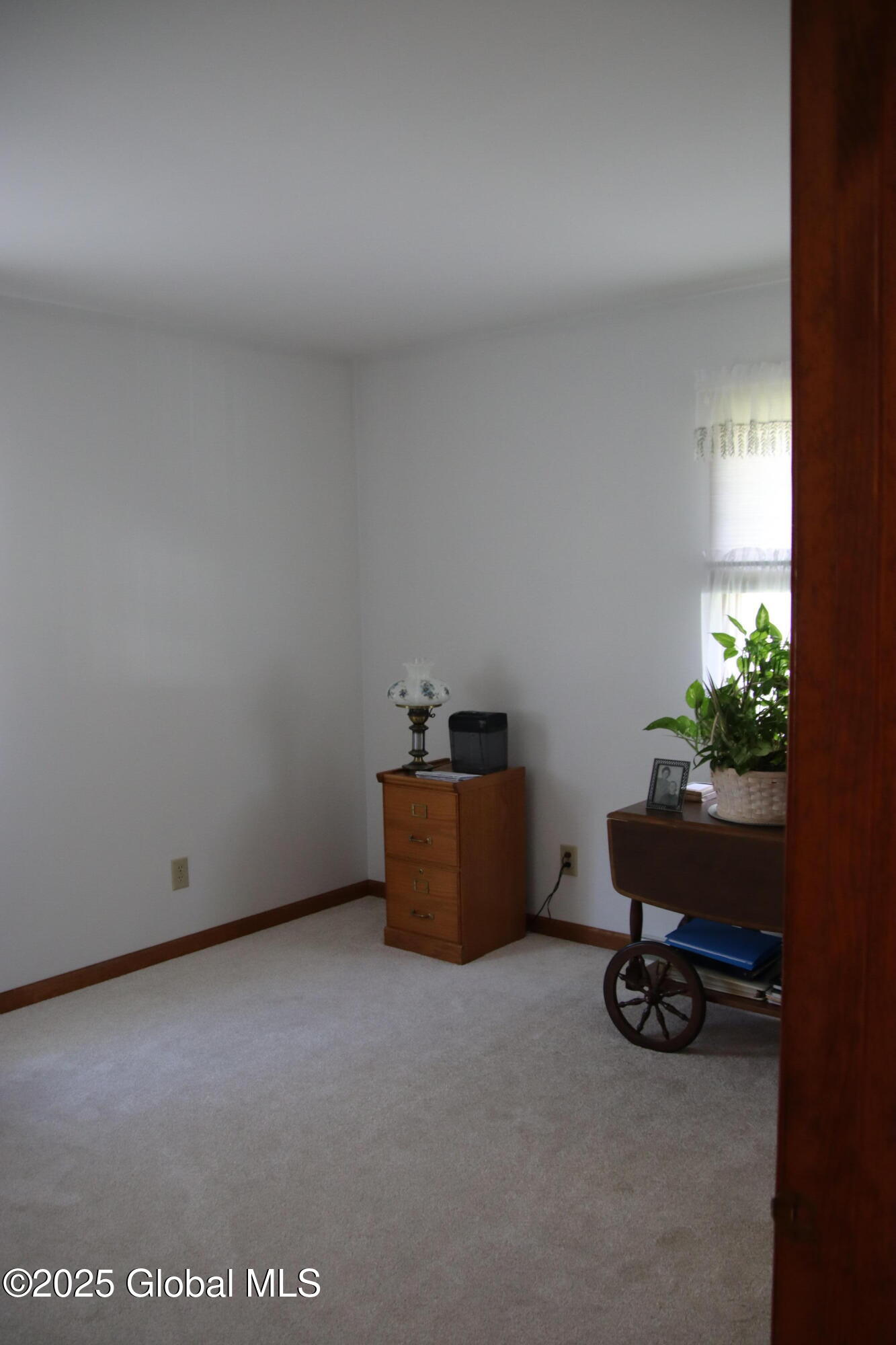 10 Stephen Road Schenectady, NY 12302 - Photo 15 of 33 IMG_0576