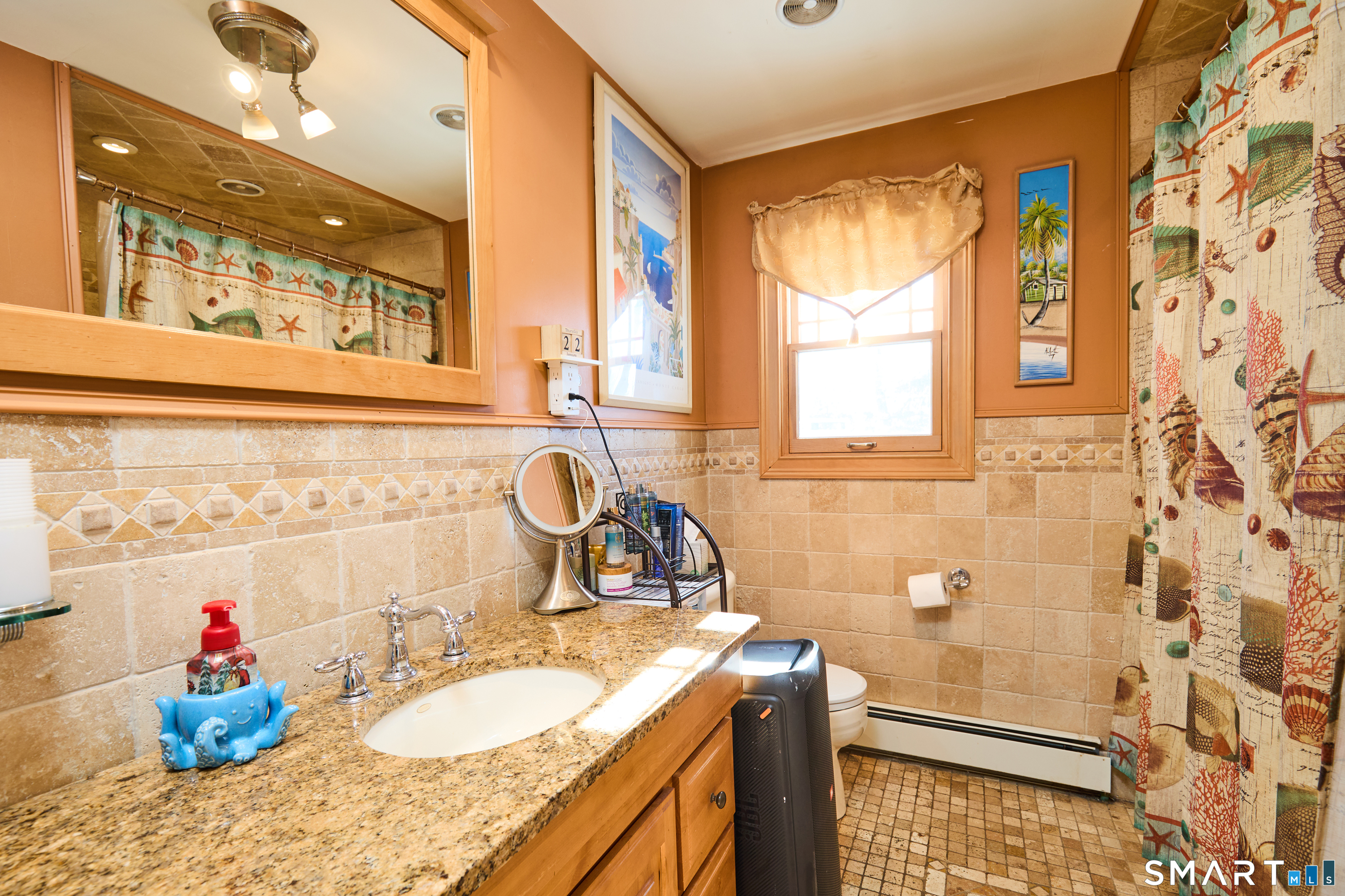 121 Campbell Road Trumbull, CT 06611 - Photo 16 of 35