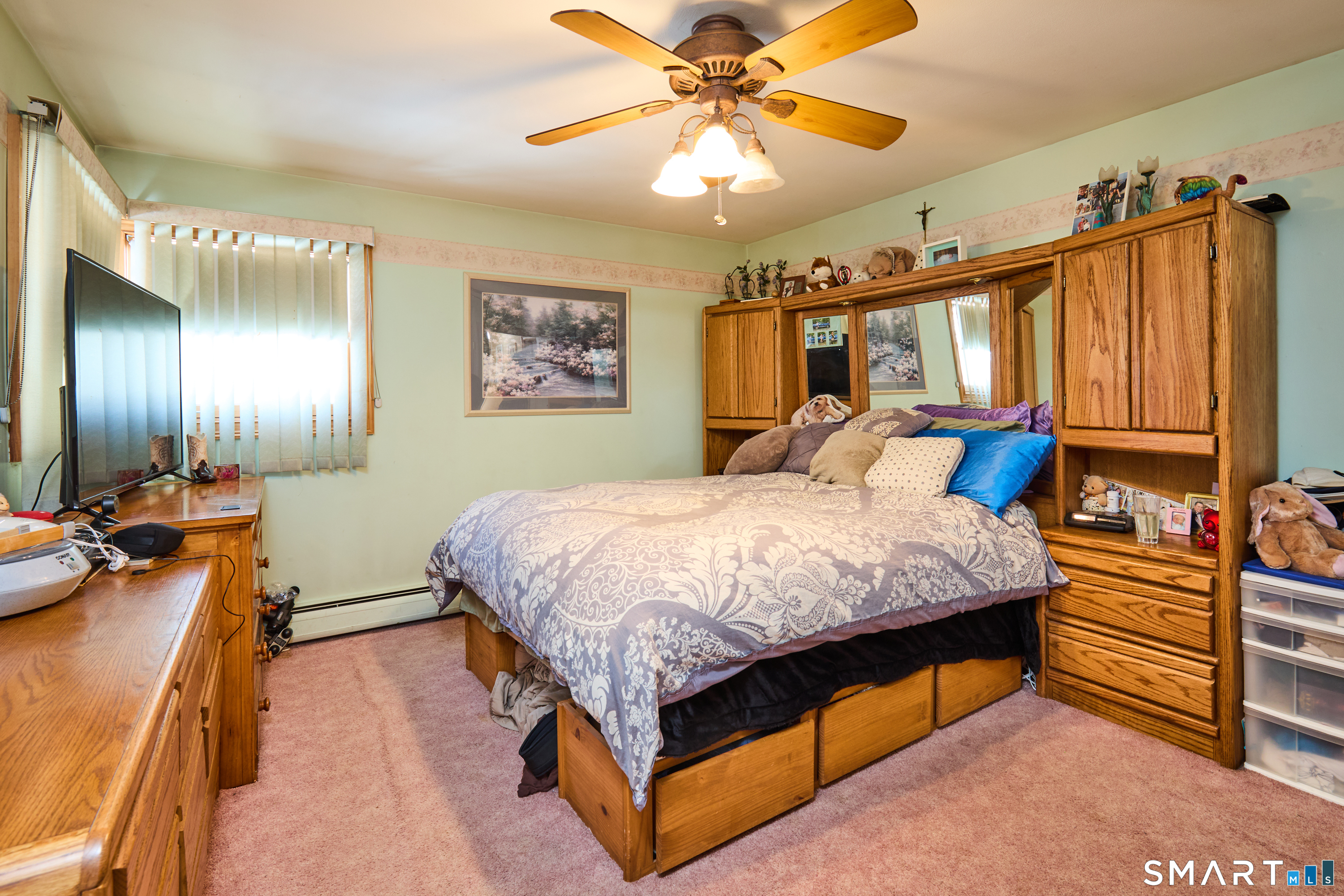 121 Campbell Road Trumbull, CT 06611 - Photo 17 of 35