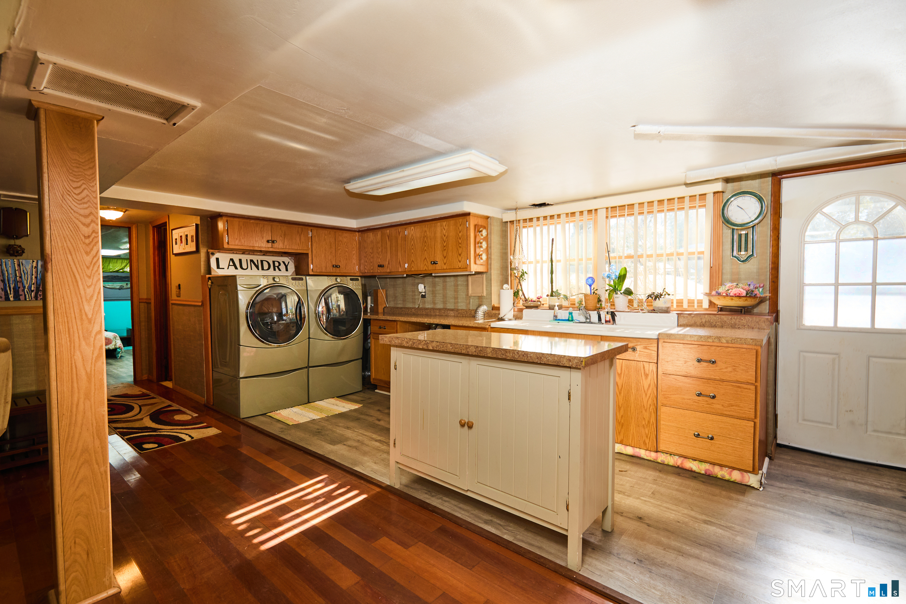 121 Campbell Road Trumbull, CT 06611 - Photo 23 of 35