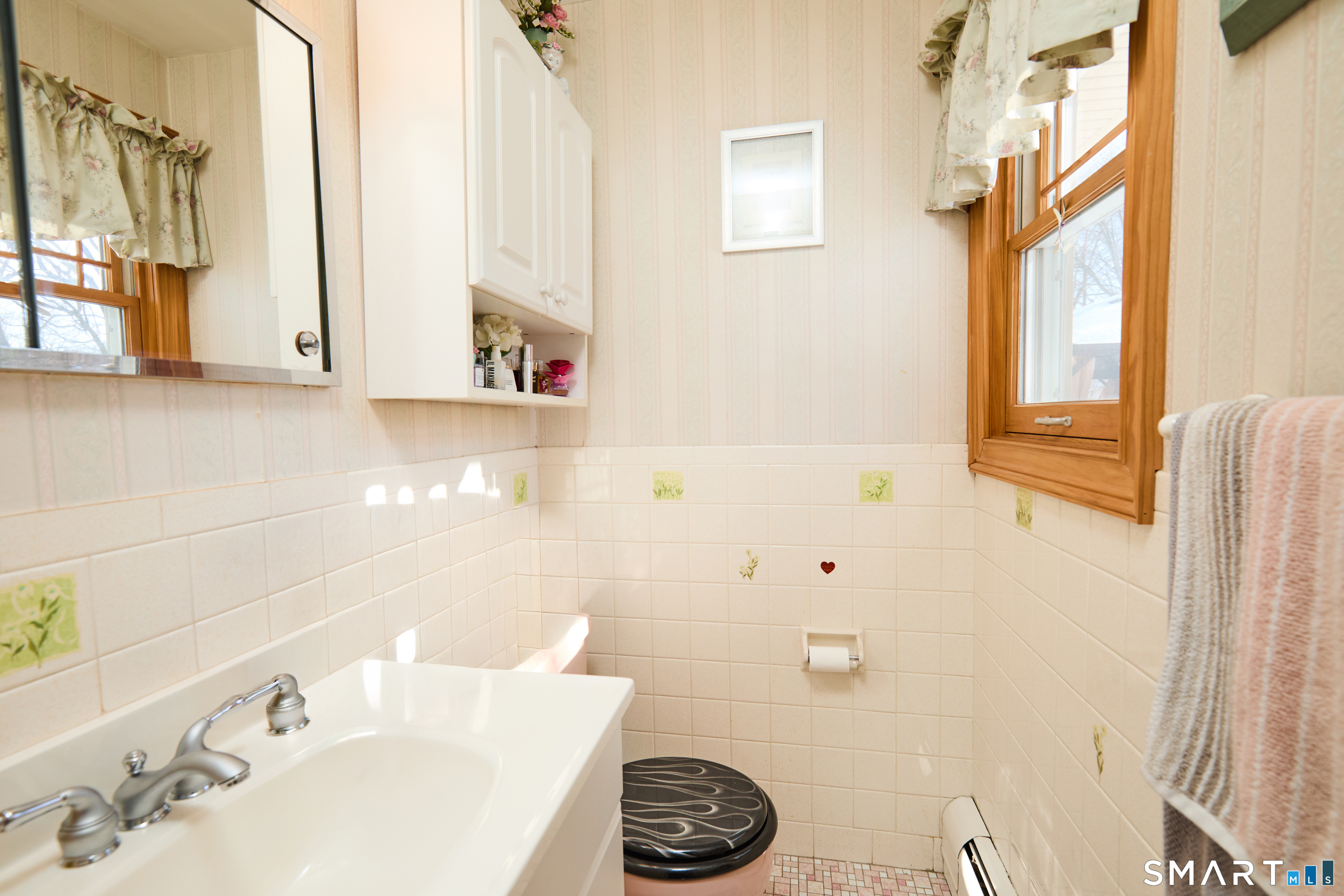 121 Campbell Road Trumbull, CT 06611 - Photo 25 of 35