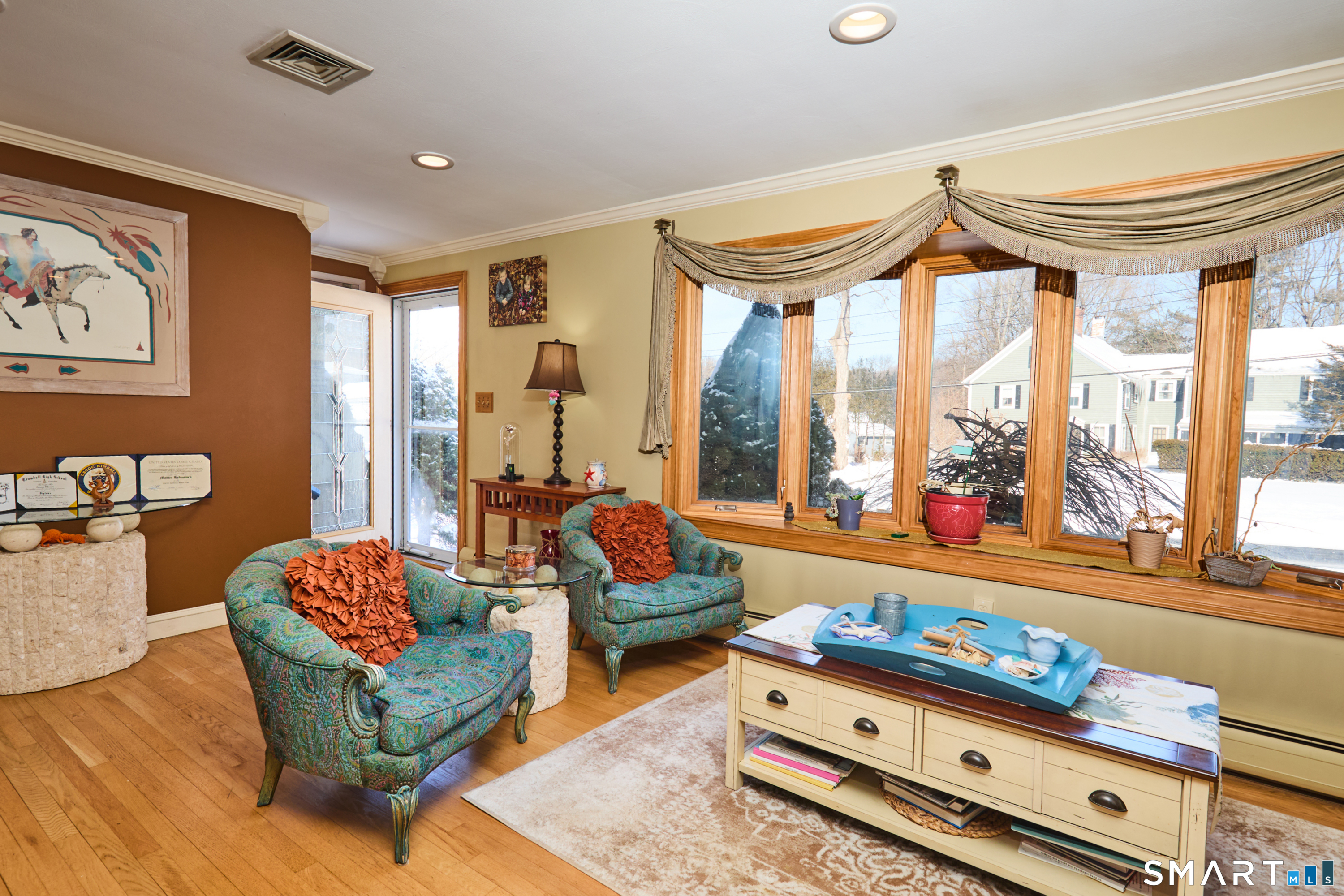 121 Campbell Road Trumbull, CT 06611 - Photo 3 of 35