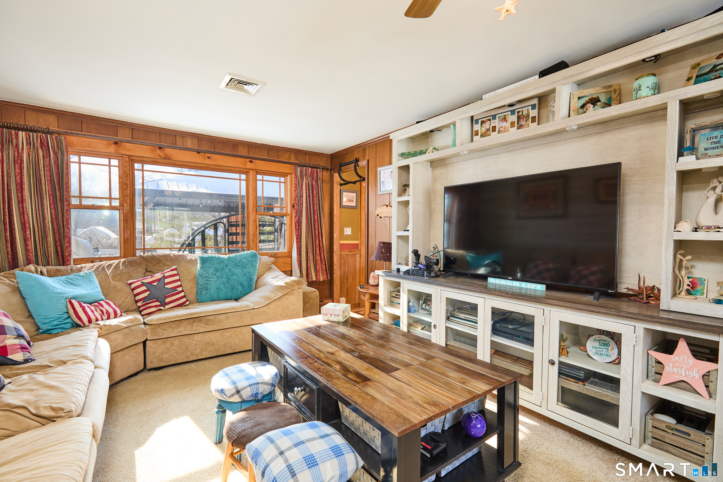 121 Campbell Road Trumbull, CT 06611 - Photo 6 of 35