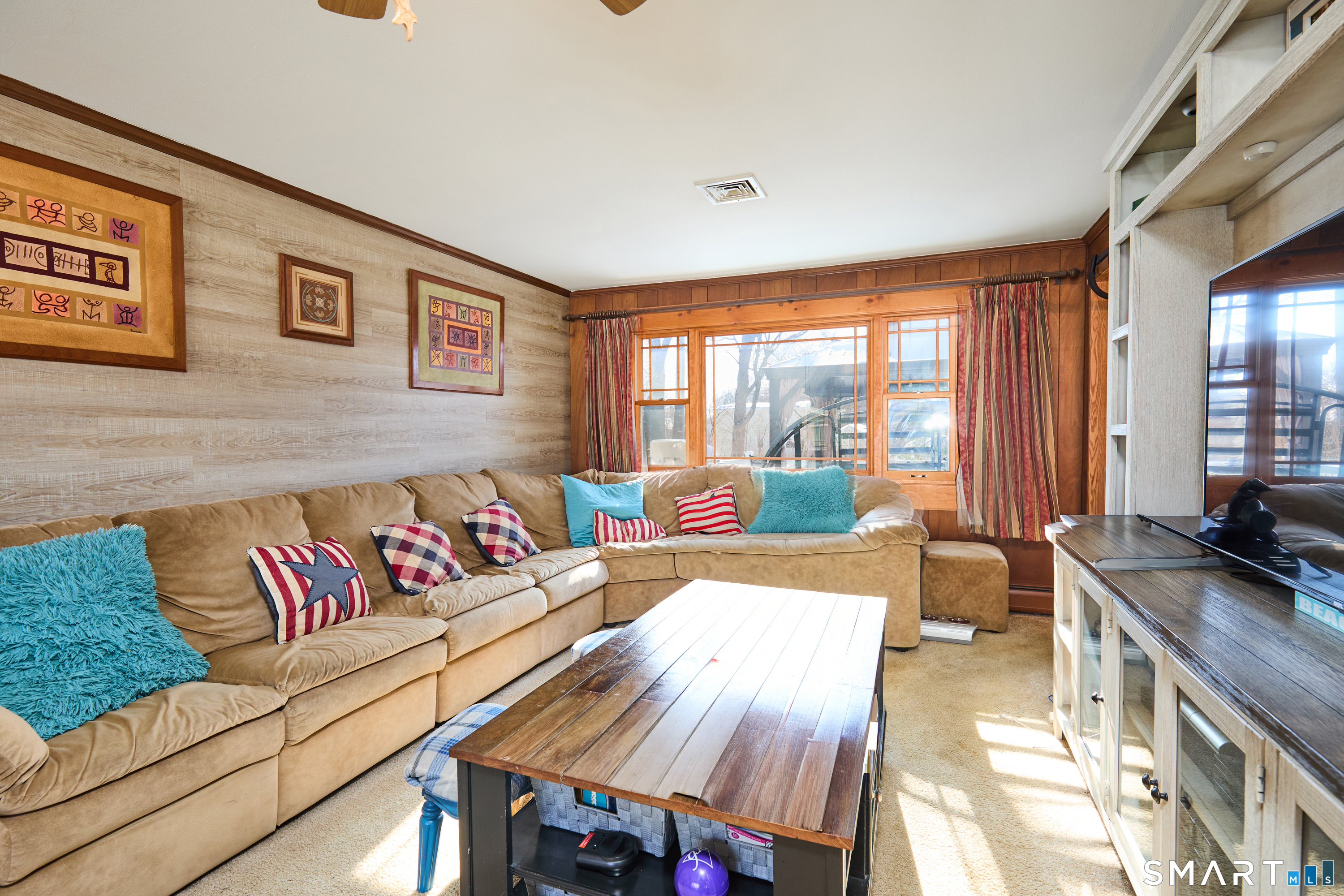 121 Campbell Road Trumbull, CT 06611 - Photo 7 of 35