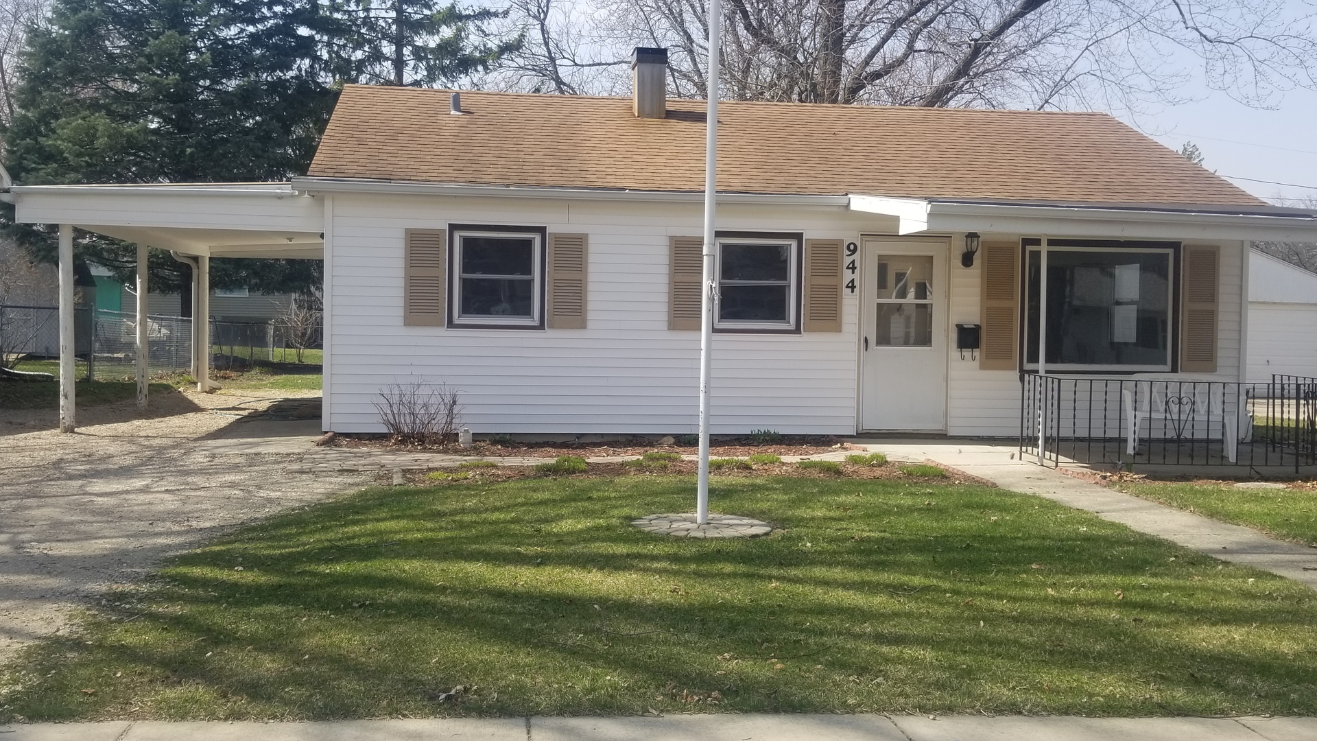 944 North 14th Street Rochelle, IL 61068 - Photo 1 of 10