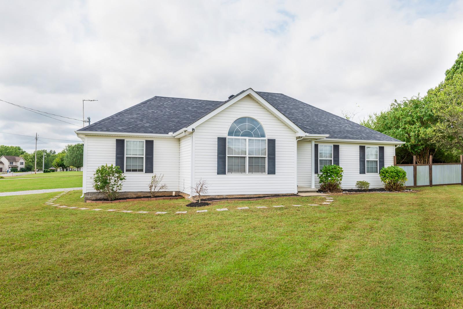 104 Veals Road Murfreesboro, TN 37127 - Photo 2 of 30 Gallery Image 2