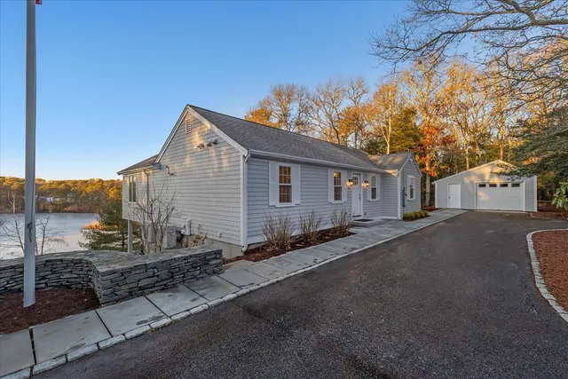 $1,799,000 | 162 Main Street, Osterville, MA 02655