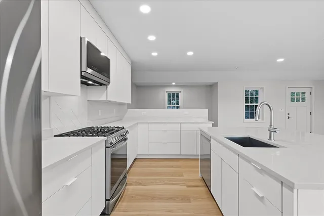 $1,799,000 | 162 Main Street, Osterville, MA 02655