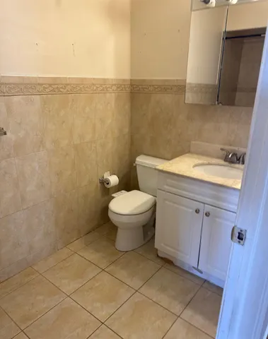 $447,200 | 4401 Smith Avenue, Unit 2A, North Bergen, NJ 07047