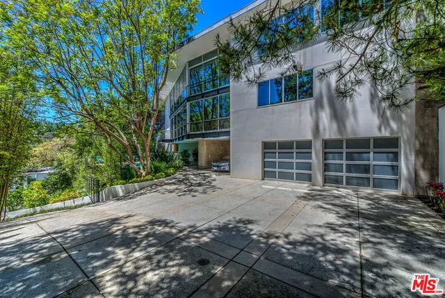 $19,750 | 2207 Bowmont Drive, Beverly Hills, CA 90210