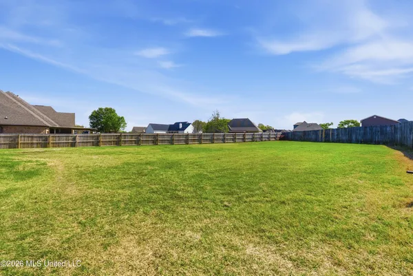 $355,000 | 121 Janey Drive, Senatobia, MS 38668