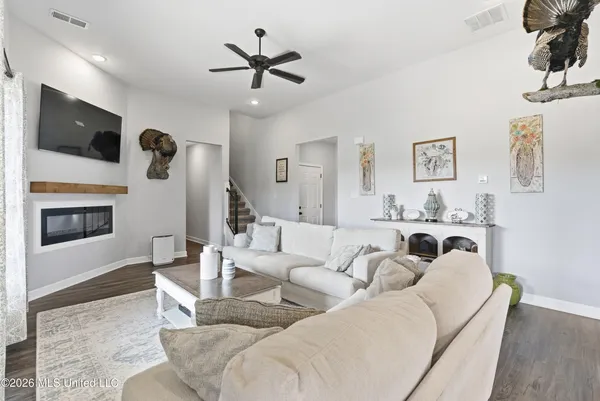 $355,000 | 121 Janey Drive, Senatobia, MS 38668