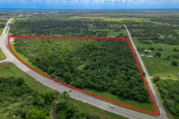 $369,600 | 0 Hwy 87 N Cuero Tx 77954 North, Cuero, TX 77954