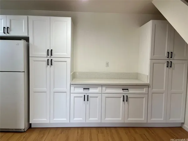 $3,000 | 432 Mananai Place, Unit 18C, Honolulu, HI 96818