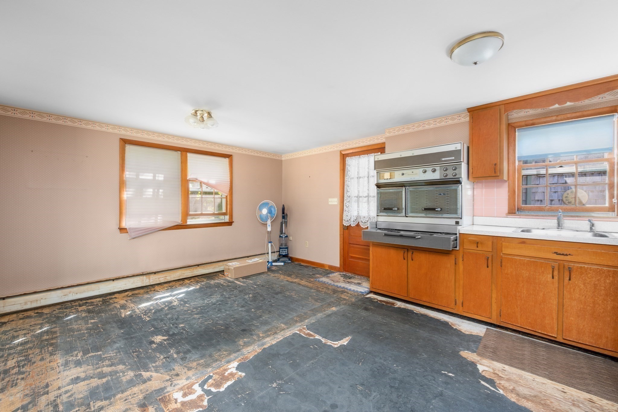 61 Laurel Road Barnstable, MA 02632 - Photo 14 of 38 Gallery Image 14