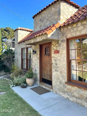 $4,000 | 3722 4th Avenue, La Crescenta, CA 91214