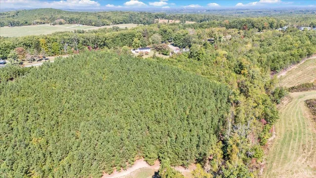 $147,900 | 4152 Blue Ridge Drive, Gretna, VA 24557