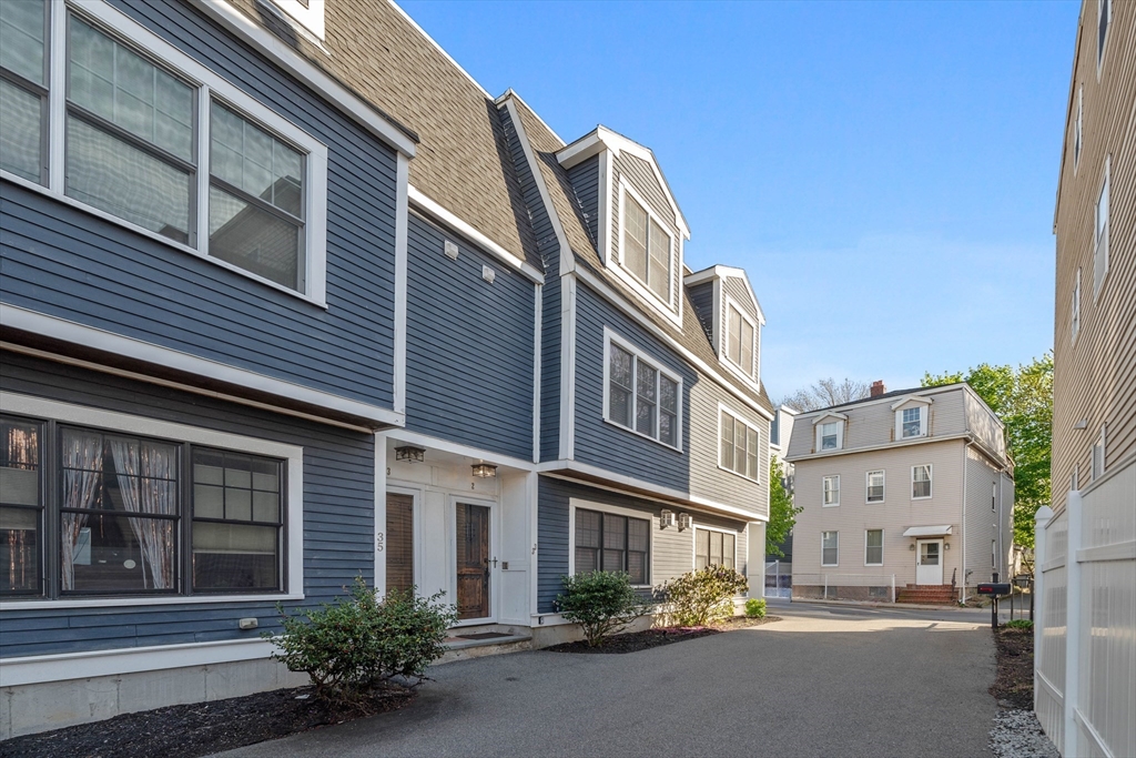35 Middle Street, Unit A Boston, MA 02127 - Photo 24 of 24