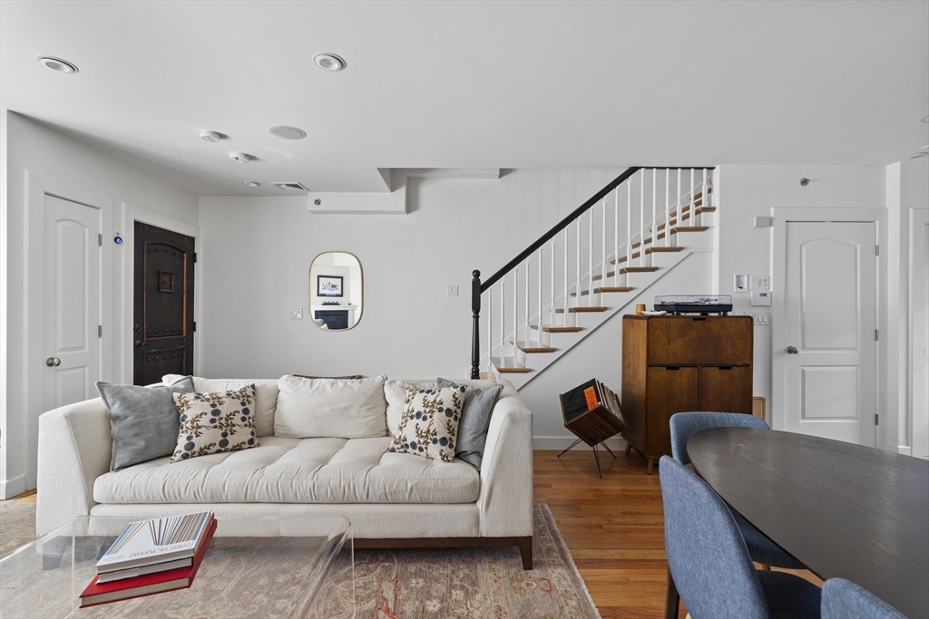 35 Middle Street, Unit A Boston, MA 02127 - Photo 6 of 24